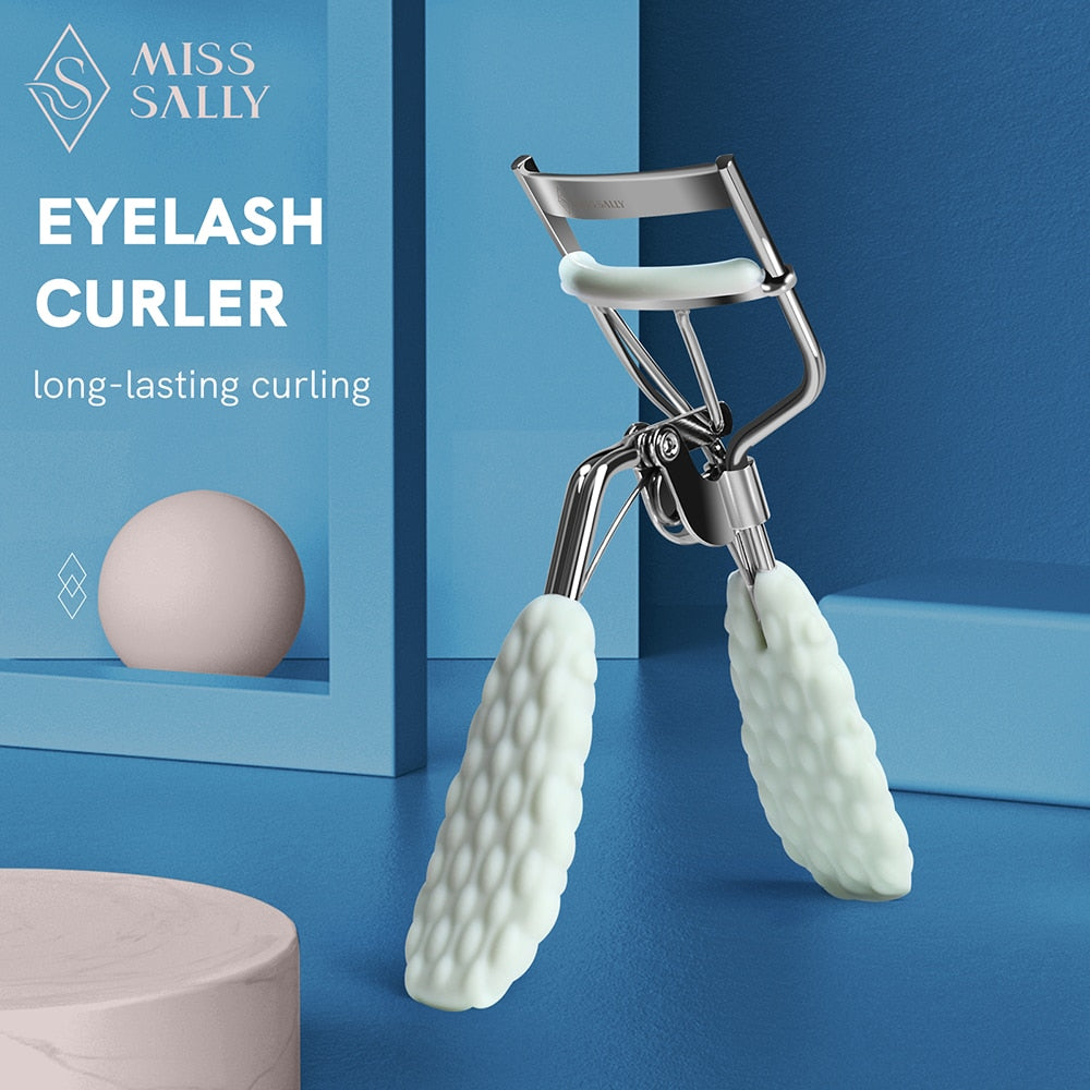 Miss Sally Eyelash Curler